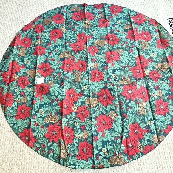 Vintage Other - Vintage Christmas Holiday Tablecloth Festive Retro 1980 Print Cloth 60” Round